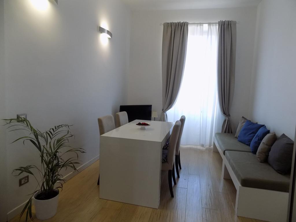 Booking House Рим Екстериор снимка