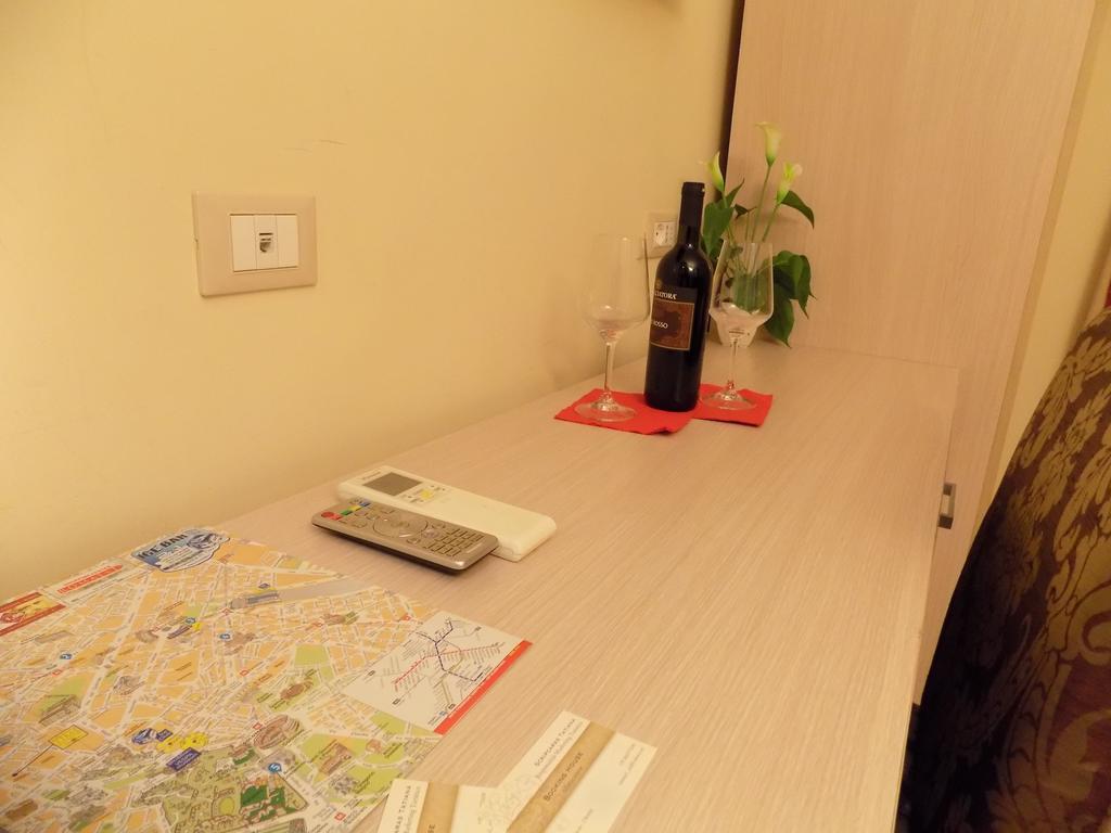 Booking House Рим Екстериор снимка