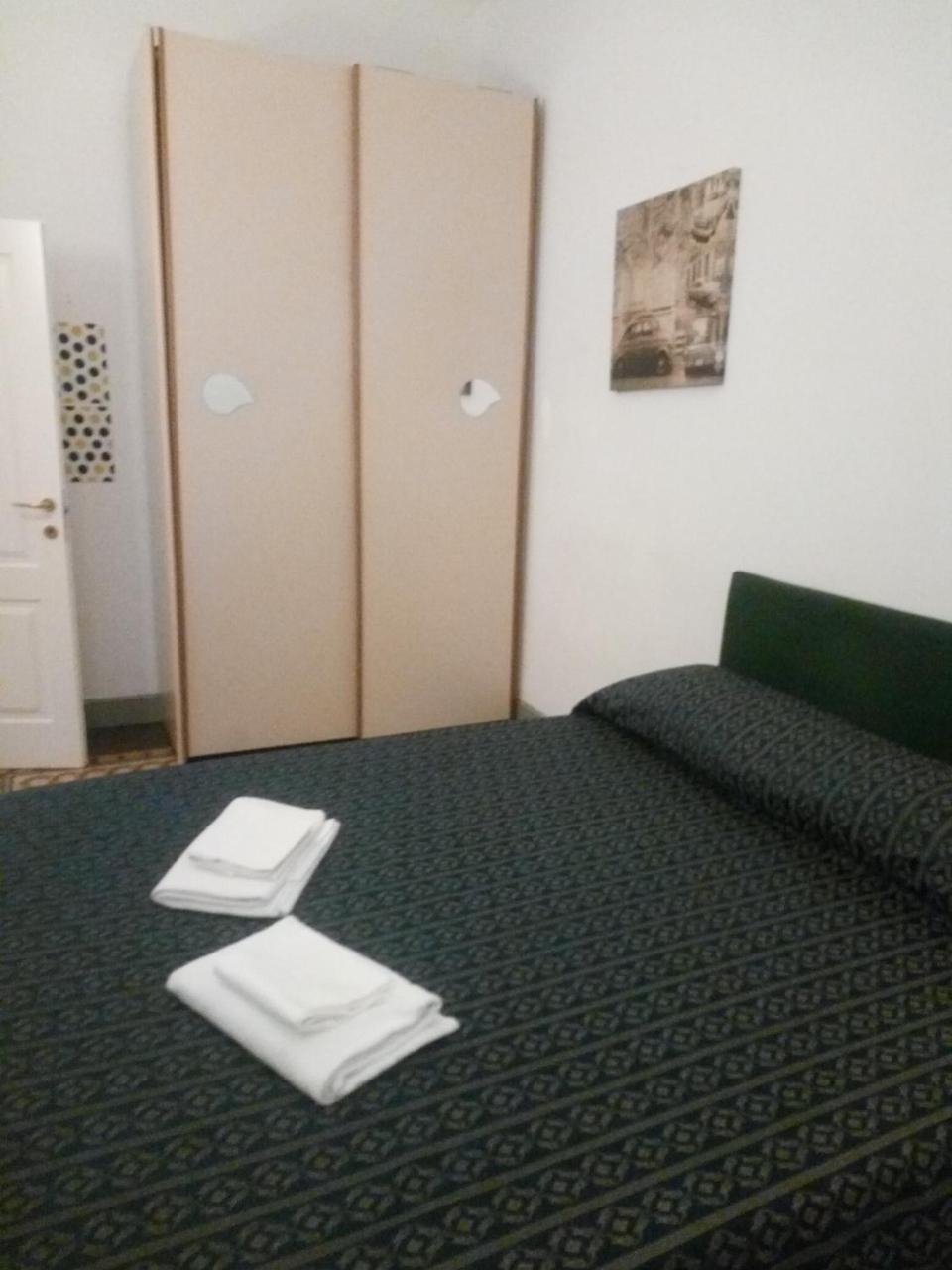 Booking House Рим Екстериор снимка