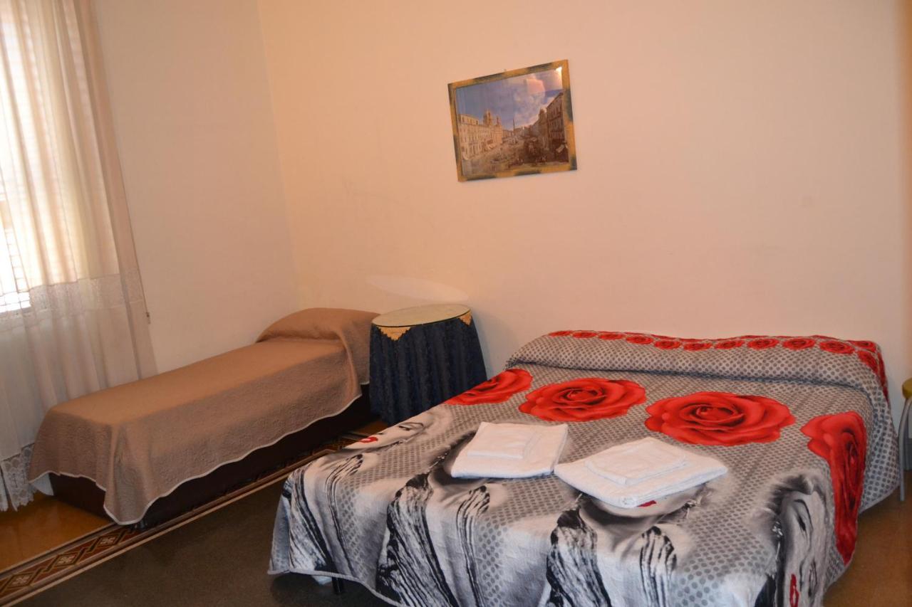 Booking House Рим Екстериор снимка